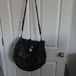 Chic Black Leather Shoulder Bag